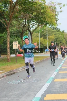 Runner Photo 5676297