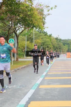 Runner Photo 5676304