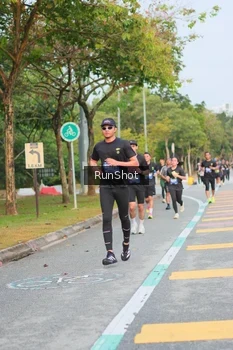 Runner Photo 5676310