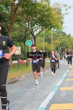 Runner Photo 5676330