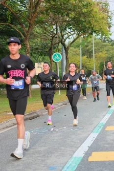 Runner Photo 5676338