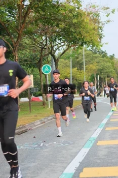 Runner Photo 5676340