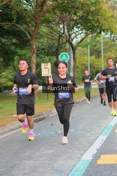 Runner Photo 5676342