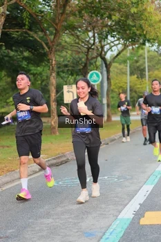 Runner Photo 5676347