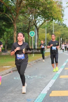 Runner Photo 5676349