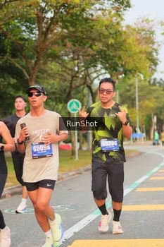 Runner Photo 5676362
