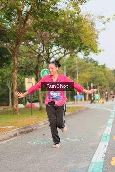 Runner Photo 5676364