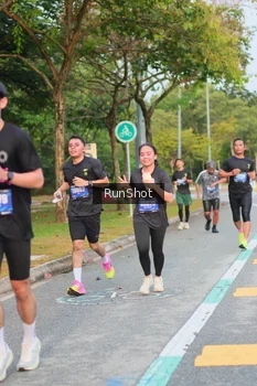 Runner Photo 5676376