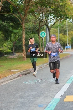 Runner Photo 5676377