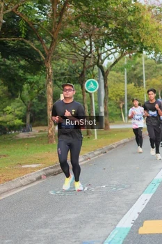 Runner Photo 5676391