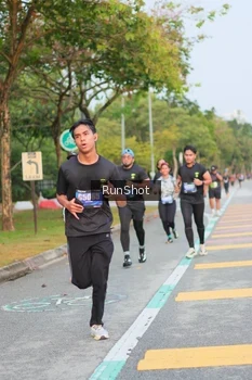 Runner Photo 5676409