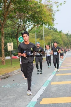 Runner Photo 5676410