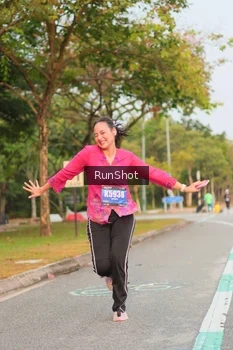 Runner Photo 5676417