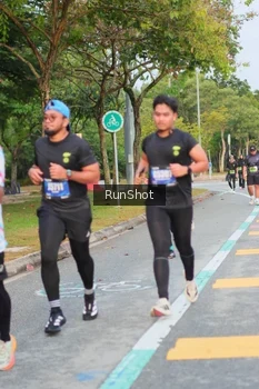 Runner Photo 5676426
