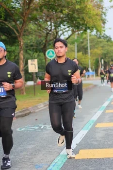 Runner Photo 5676430