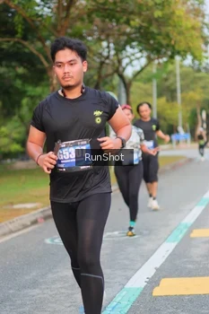 Runner Photo 5676433