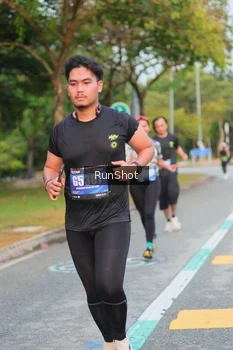 Runner Photo 5676434