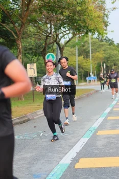 Runner Photo 5676438