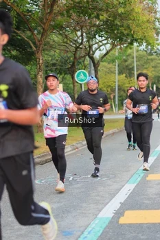 Runner Photo 5676439