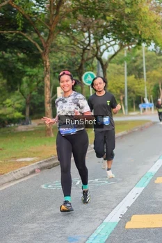 Runner Photo 5676443