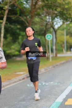 Runner Photo 5676451