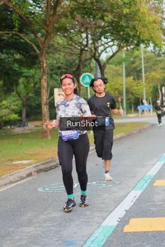 Runner Photo 5676457