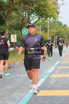 Runner Photo 5676465
