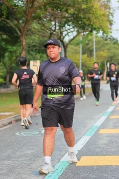 Runner Photo 5676466