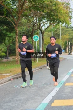 Runner Photo 5676472