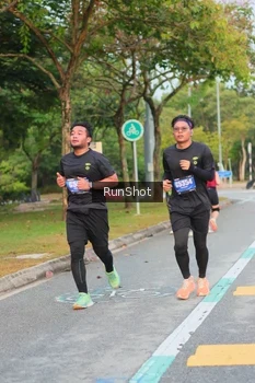 Runner Photo 5676473