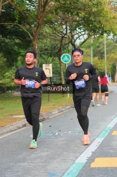 Runner Photo 5676474