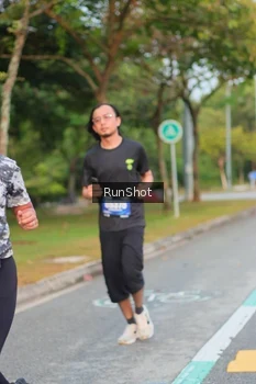 Runner Photo 5676482
