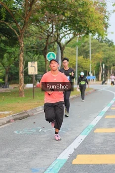 Runner Photo 5676505
