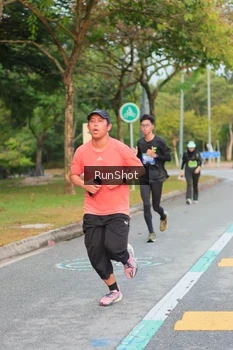 Runner Photo 5676506