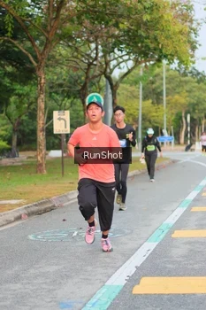 Runner Photo 5676508