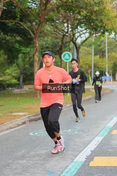 Runner Photo 5676509