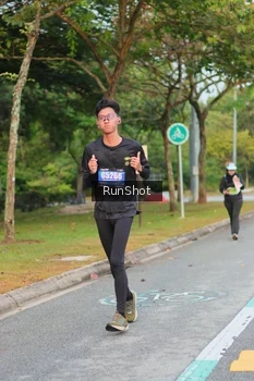 Runner Photo 5676516