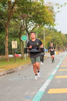 Runner Photo 5676523