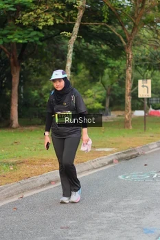 Runner Photo 5676534