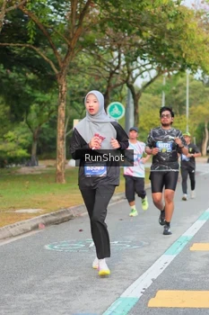 Runner Photo 5676540