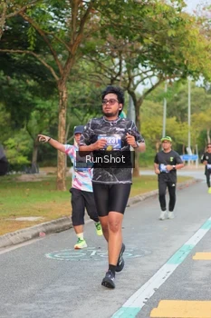Runner Photo 5676550