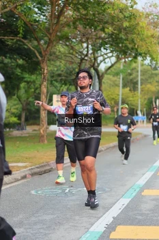 Runner Photo 5676551