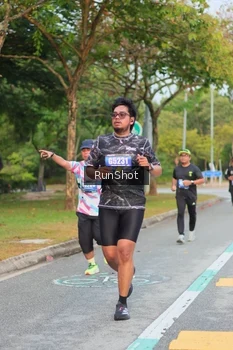 Runner Photo 5676554
