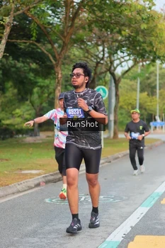 Runner Photo 5676556