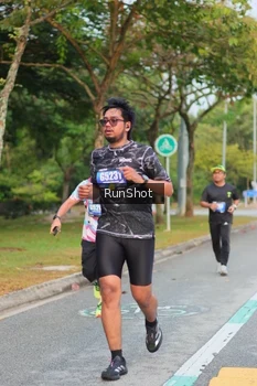 Runner Photo 5676559
