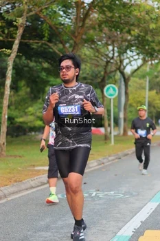 Runner Photo 5676560