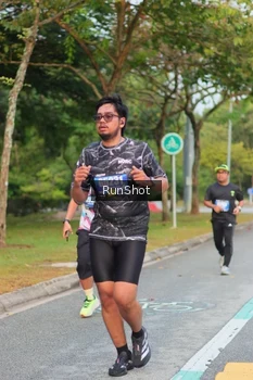 Runner Photo 5676561