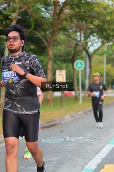 Runner Photo 5676573