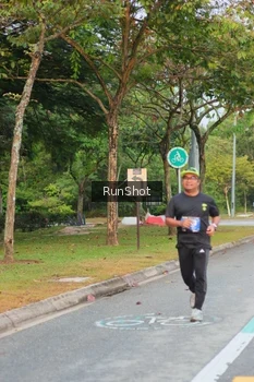 Runner Photo 5676577