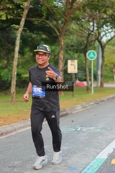 Runner Photo 5676582